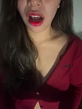 Snapshot of QuynhAnh_2k1 chatting on February 14, 2026, 5:13 pm QuynhAnh 2k1 online show from February 14, 2026, 5:13 pm