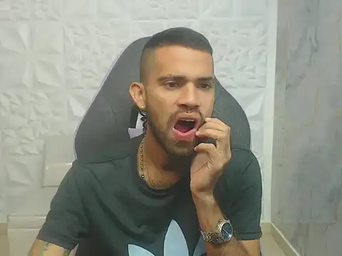 Snapshot of chacorta_ chatting on February 13, 2026, 1:11 pm chacorta online show from February 13, 2026, 1:11 pm