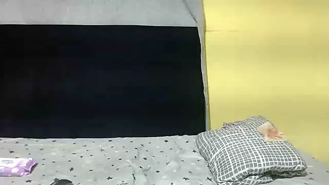 Snapshot of JinglynJuicy22 chatting on February 26, 2026, 8:20 pm JinglynJuicy22 online show from February 26, 2026, 8:20 pm