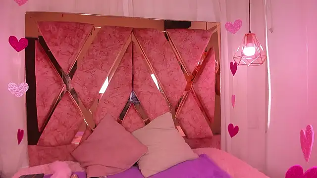 Snapshot of shantal_cooper_ chatting on February 14, 2026, 7:36 pm shantal cooper online show from February 14, 2026, 7:36 pm