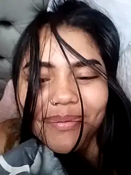 Berchy tf online show from April 14, 2026, 11:04 am