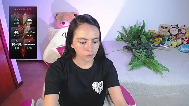 Snapshot of lika_little0 chatting on February 8, 2026, 1:36 am lika little0 online show from February 8, 2026, 1:36 am