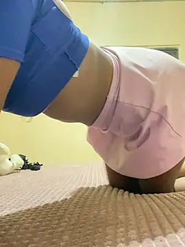 Snapshot of fahzinha chatting on February 22, 2026, 1:41 am fahzinha online show from February 22, 2026, 1:41 am