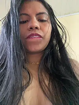 Snapshot of fahzinha chatting on June 8, 2026, 12:27 pm fahzinha online show from June 8, 2026, 12:27 pm