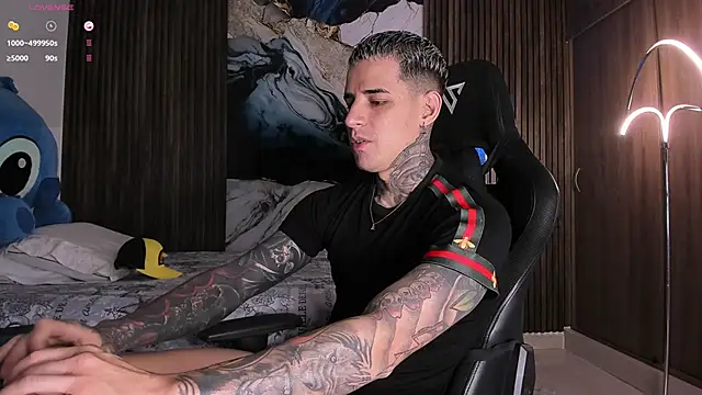 trisstann  online show from February 10, 2026, 5:12 pm