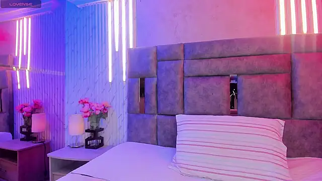 Snapshot of KatyParisi chatting on February 23, 2026, 8:31 pm KatyParisi online show from February 23, 2026, 8:31 pm