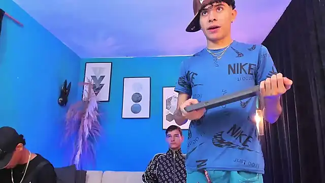 Snapshot of DesiresOfOlympus_ chatting on February 8, 2026, 12:14 pm DesiresOfOlympus online show from February 8, 2026, 12:14 pm