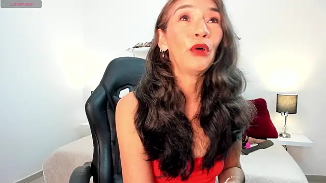Snapshot of Emma_Mendozaa chatting on April 23, 2026, 11:38 am Emma Mendozaa online show from April 23, 2026, 11:38 am