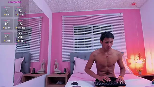 Snapshot of drako18_ chatting on February 11, 2026, 2:55 am drako18 online show from February 11, 2026, 2:55 am