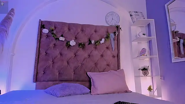 Lia Passion online show from April 9, 2026, 4:57 pm