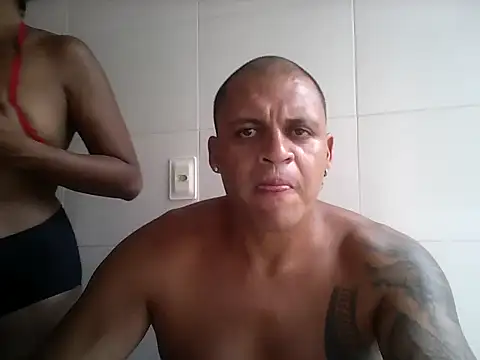 Cris Latrel online show from February 4, 2026, 4:02 pm