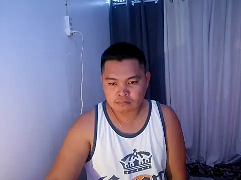 bigloadfox online show from March 18, 2026, 1:35 pm