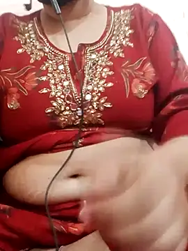 Mahira Hot Model online show from February 21, 2026, 6:43 pm