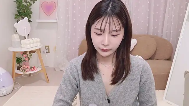  MIYUnya online show from March 17, 2026, 10:07 am