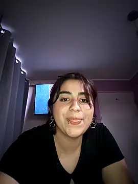 gissgirlll online show from February 10, 2026, 10:14 am