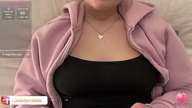 Snapshot of Lucyschickt chatting on February 19, 2026, 6:16 pm Lucyschickt online show from February 19, 2026, 6:16 pm