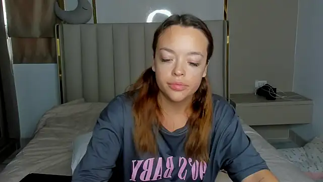 stellaa quenn online show from April 9, 2026, 12:12 am