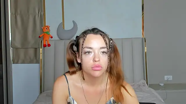 Snapshot of stellaa_quenn chatting on February 3, 2026, 12:10 am stellaa quenn online show from February 3, 2026, 12:10 am