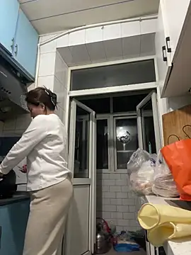 Youyou 12 online show from March 23, 2026, 12:38 pm