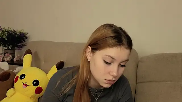 JadwigaTagliavia online show from February 12, 2026, 9:42 am