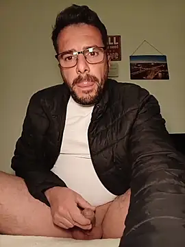 NatanCasad0 online show from February 17, 2026, 9:45 pm