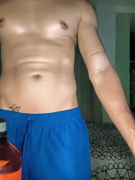 Snapshot of logan-31 chatting on February 25, 2026, 3:07 am logan-31 online show from February 25, 2026, 3:07 am