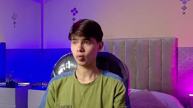 Derek Sinn online show from April 5, 2026, 1:07 pm