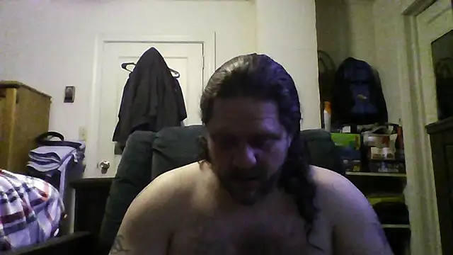 Snapshot of Demon2182 chatting on February 11, 2026, 9:14 pm Demon2182 online show from February 11, 2026, 9:14 pm