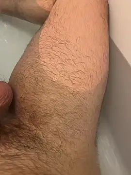 Snapshot of showtimebobby2424 chatting on February 8, 2026, 8:23 am showtimebobby2424 online show from February 8, 2026, 8:23 am