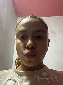 Snapshot of Samantha_rousse28 chatting on February 18, 2026, 10:33 am Samantha rousse28 online show from February 18, 2026, 10:33 am