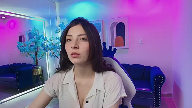 Snapshot of Madisson_pitman chatting on February 10, 2026, 7:35 pm Madisson pitman online show from February 10, 2026, 7:35 pm