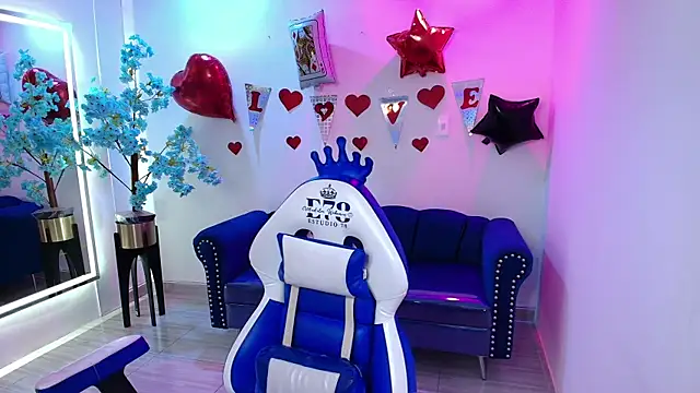 Snapshot of Madisson_pitman chatting on February 18, 2026, 8:27 pm Madisson pitman online show from February 18, 2026, 8:27 pm