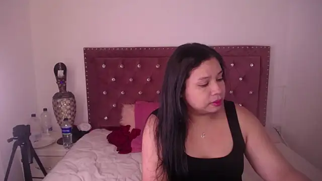 miafuegolatino online show from March 4, 2026, 2:30 am