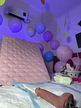 kloe  t18 online show from April 6, 2026, 1:23 pm