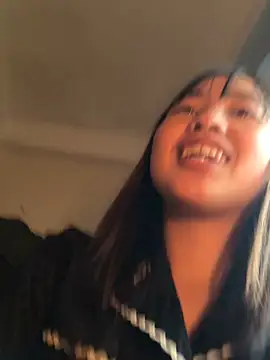 Snapshot of honeyyy110 chatting on February 3, 2026, 7:13 am honeyyy110 online show from February 3, 2026, 7:13 am