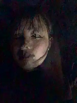 Snapshot of honeyyy110 chatting on February 7, 2026, 12:46 pm honeyyy110 online show from February 7, 2026, 12:46 pm