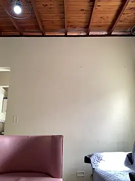 Lyra-Camdy online show from February 3, 2026, 6:57 pm