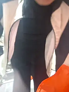 Snapshot of Mey_mey2k3 chatting on February 11, 2026, 3:39 am Mey mey2k3 online show from February 11, 2026, 3:39 am