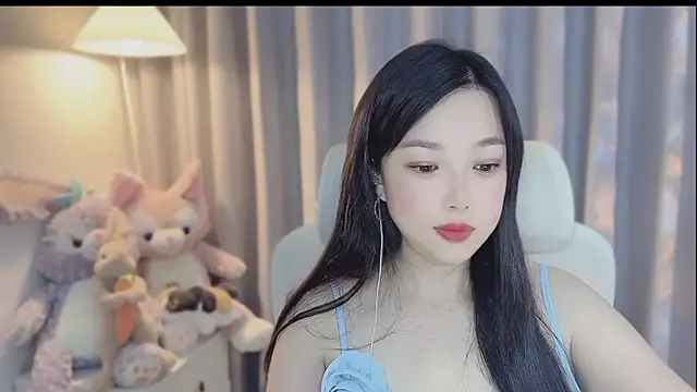 Yumi yuni online show from April 15, 2026, 12:53 pm