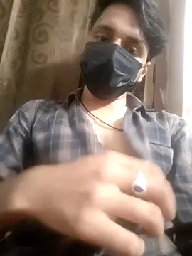 Snapshot of urs_daddy420 chatting on February 12, 2026, 5:13 pm urs daddy420 online show from February 12, 2026, 5:13 pm