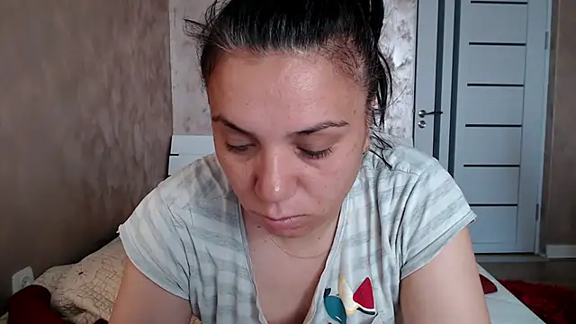 Snapshot of LorraGrey chatting on July 3, 2026, 3:46 am LorraGrey online show from July 3, 2026, 3:46 am