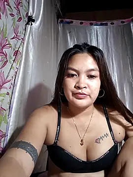 Snapshot of hottie_pilipina16xx chatting on May 12, 2026, 2:34 pm hottie pilipina16xx online show from May 12, 2026, 2:34 pm