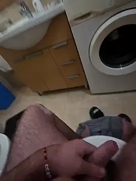 Snapshot of Heyyo3 chatting on February 10, 2026, 9:30 am Heyyo3 online show from February 10, 2026, 9:30 am