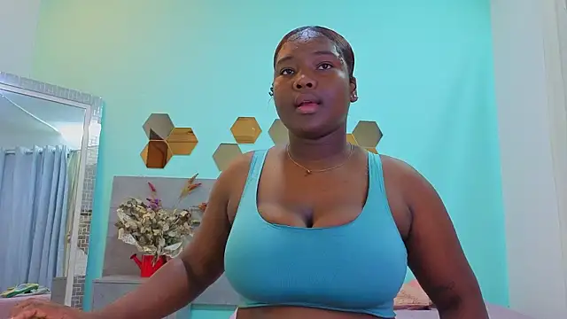 DanielaGil7 online show from March 15, 2026, 12:34 pm