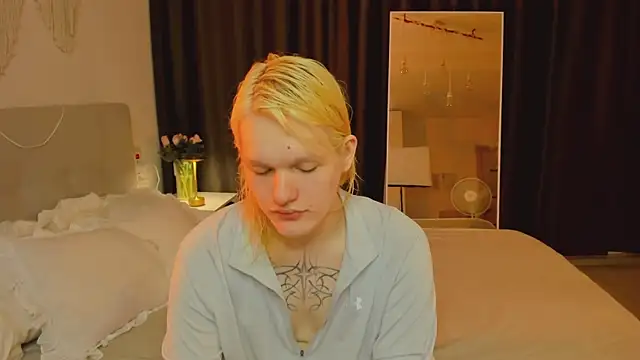 Lollita Morgan online show from March 28, 2026, 5:52 am