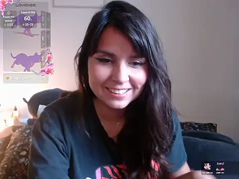 lovelyjinny online show from February 3, 2026, 9:47 am