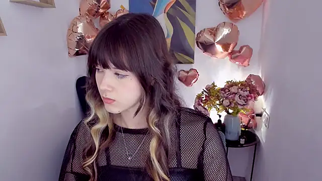 Snapshot of GentleTeas chatting on February 5, 2026, 6:37 pm GentleTeas online show from February 5, 2026, 6:37 pm