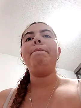 lyss muller online show from February 13, 2026, 5:02 pm