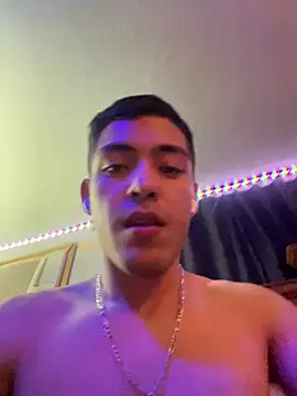 Snapshot of Tupapi696969q chatting on May 28, 2026, 5:15 am Tupapi696969q online show from May 28, 2026, 5:15 am