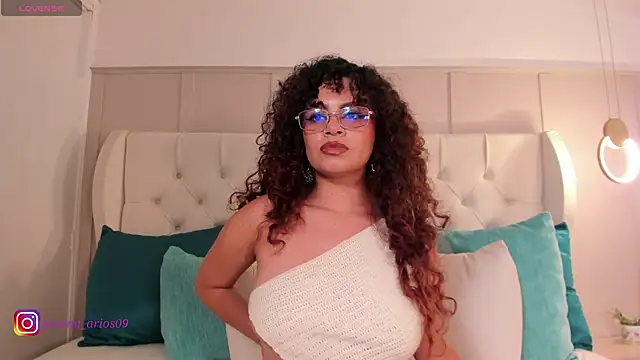 amanda rios online show from March 8, 2026, 7:28 pm